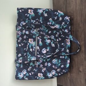Vera Bradley Tote